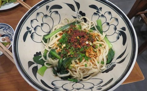 Xi'an Vegetarian Culinary Tour with Local Transportation