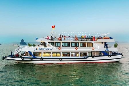 Luxury Halong Bay Excursion Cruise – Unforgettable 1 Day Experience