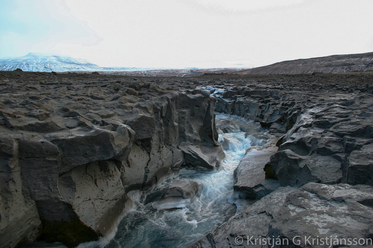 Iceland in a nutshell, Borgarfjordur, Husafell, Lava waterfall, glacier. 3