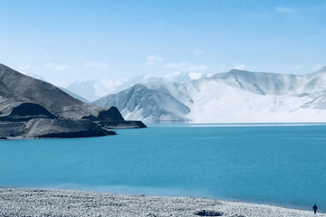 Private Tour of Karakul and White Sand Lakes from Kashgar