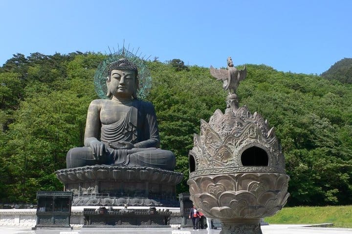 Shinheungsa buddhist temple