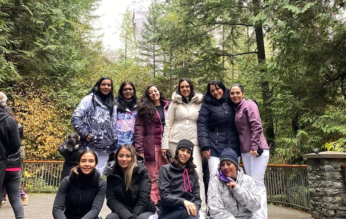 Vancouver 3 Days Budget Tour With Victoria & Whistler