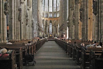Cologne Heritage Walking Tour of the Cathedral and Historic Sites