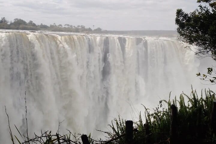 Guided Tour of the Falls 3