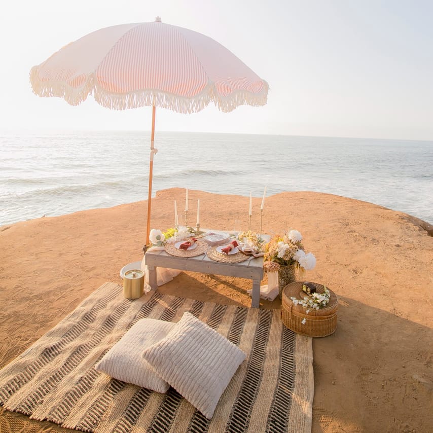 Picnic in Paradise - Luxury Private Picnic on the beach Experience 7