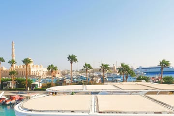 Hurghada City and Shopping Tour with Lunch Experience