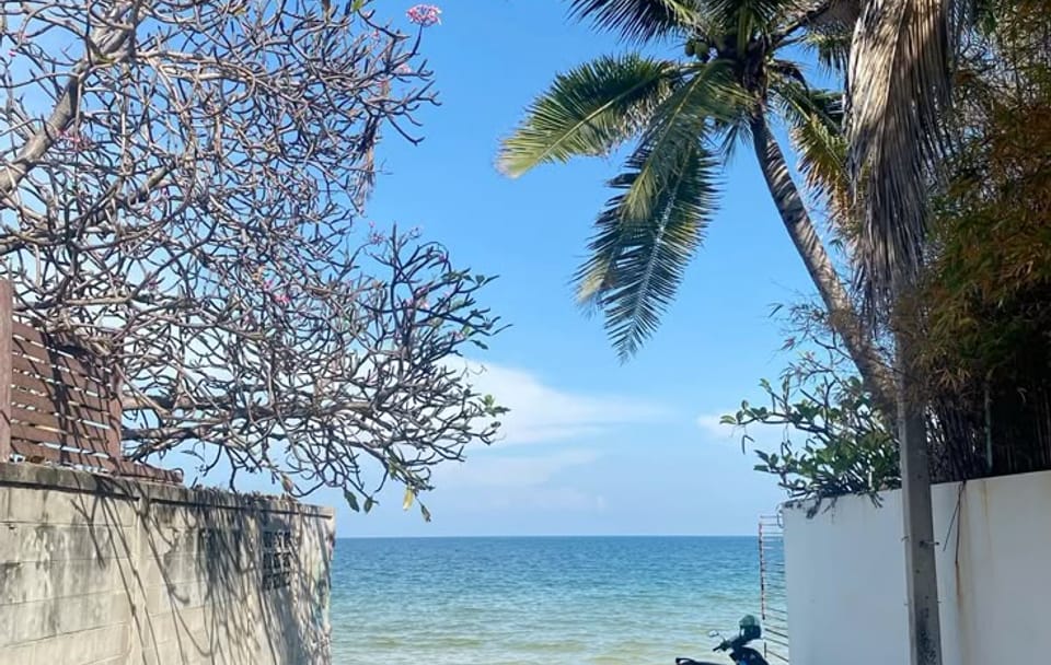 Hua Hin Beach Getaway: 4-Day Cultural Tour from Bangkok