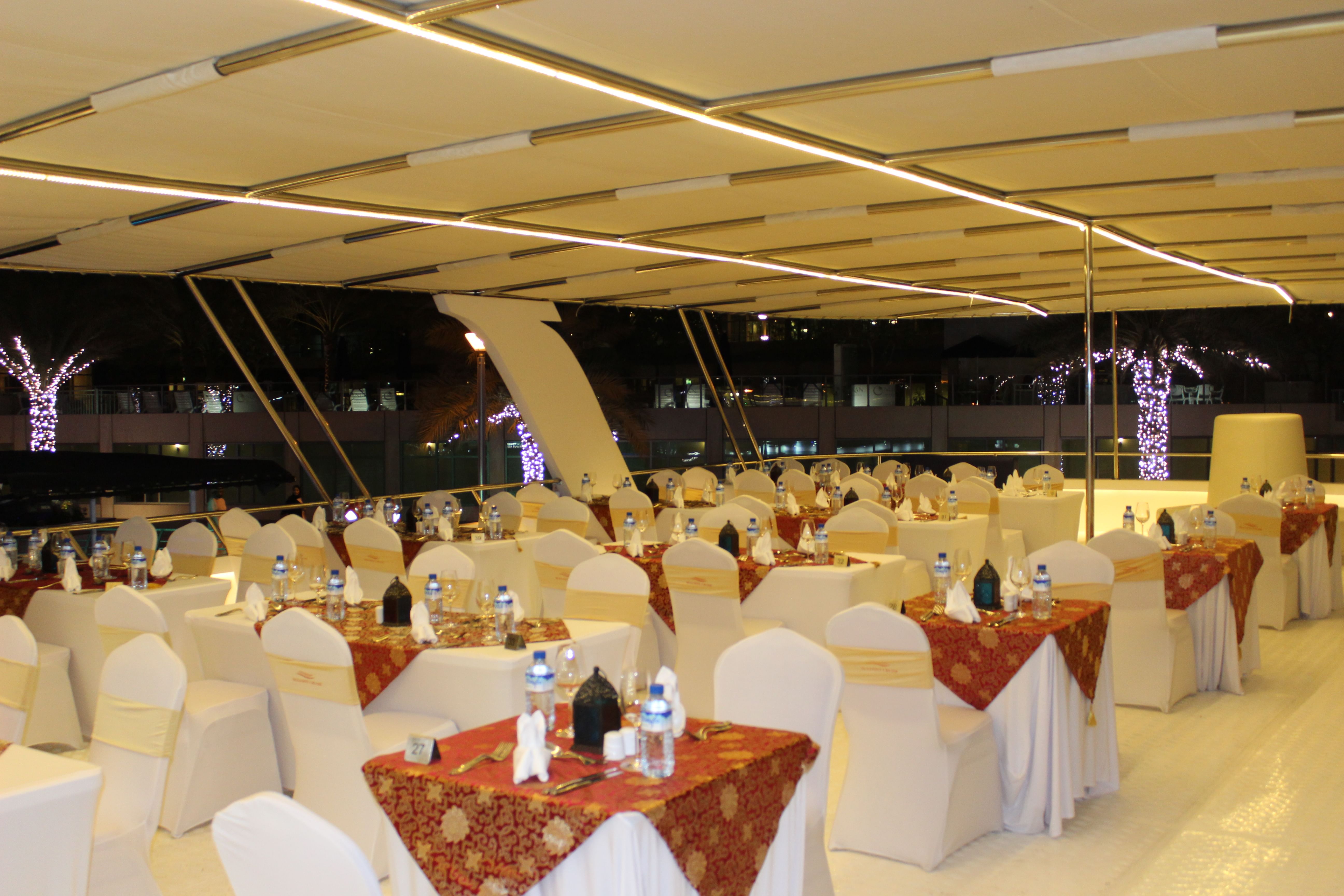 5 Star Marina Glass-boat Dinner Cruise with Daytur