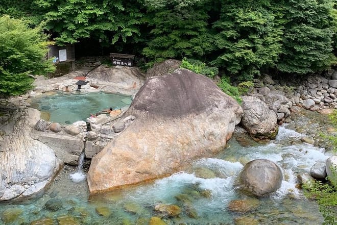 Takayama & Shirakawago 2-Day Tour 7