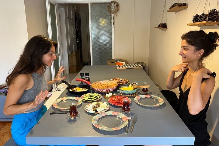 Healthy Istanbul Morning: Yoga and Healthy Turkish Breakfast