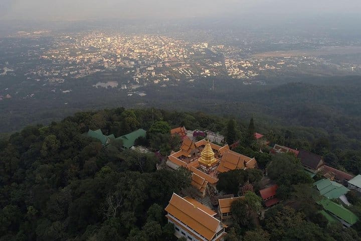 Chiang Mai Iconic Temples and City Tour 4