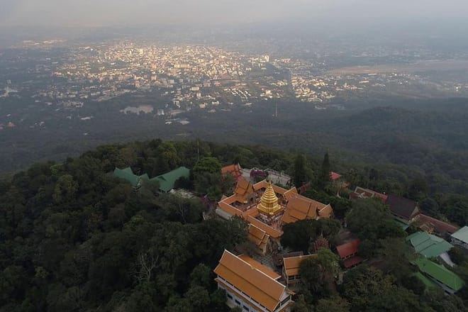 Chiang Mai Iconic Temples and City Tour photo 4