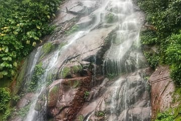 Adventure Tour to Diablo y la Novia Waterfalls in Pucallpa