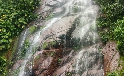 Adventure Tour to Diablo y la Novia Waterfalls in Pucallpa