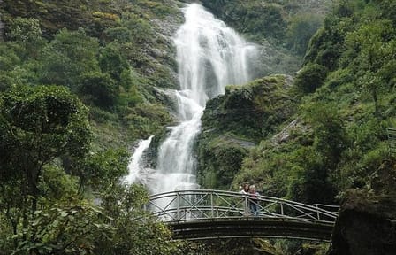 Private Trekking and Waterfalls Tour in Sapa and Tam Đường