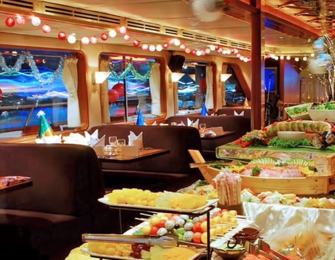 BANGKOK: Ticket Grand Pearl Luxury Dinner Cruise with Live Music & Show 8