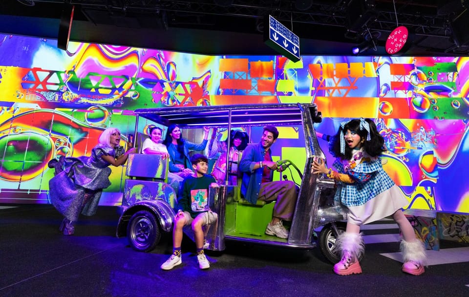 Dubai House of Hype Tour and Marina Dhow Dinner Cruise