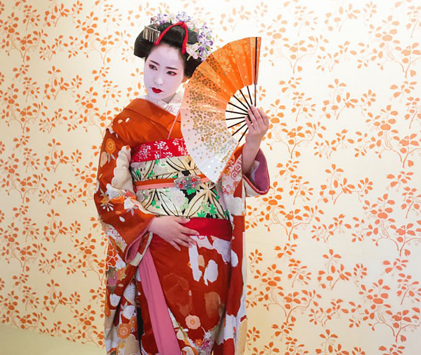 Geisha Performance & Kyoto Gion Walking Tour