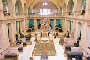 VIP Giza Pyramids and Egyptian Museum Tour with Camel Ride