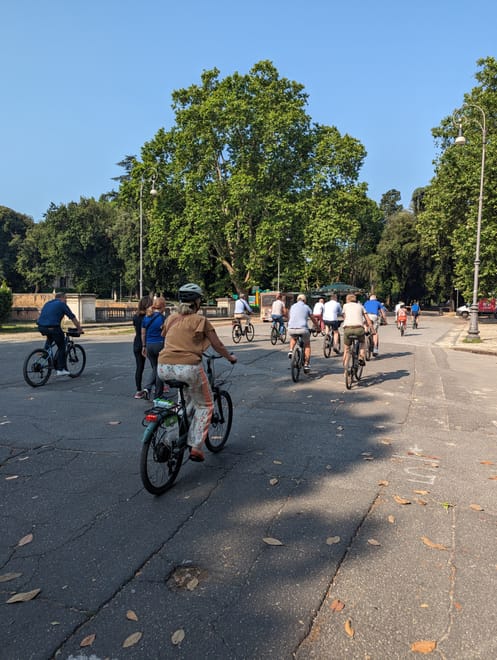 Villa Borghese Private E-Bike Tour & Optional Pic-nic chic 10