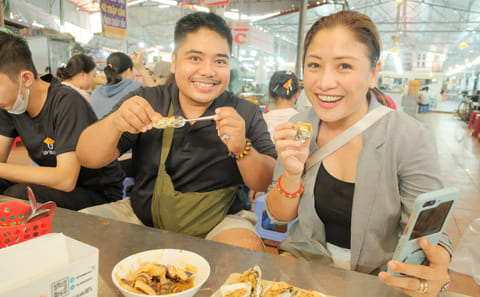 Hai Phong Day Trip: Food and Culture Tour from Hanoi