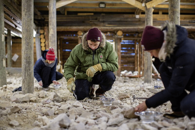 Lapland Jewels & Pendolino Snow Train Ride - Amethyst Mine Trip photo 5