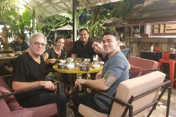 Ultimate Siem Reap Food Tour (10 Locals Tasting with Drinks & Transport)