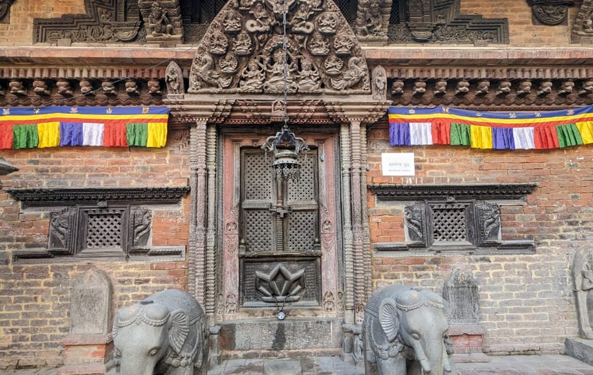 Tour inside Thamel – Private/Small Group