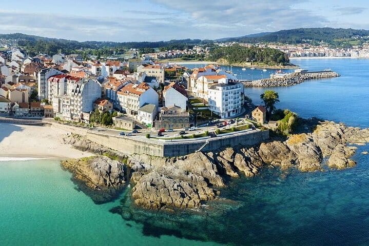 Porto to Santiago Compostela with Braga-Guimarães-Barcelos-Viana Castelo-Valença-Vigo-Pontevedra