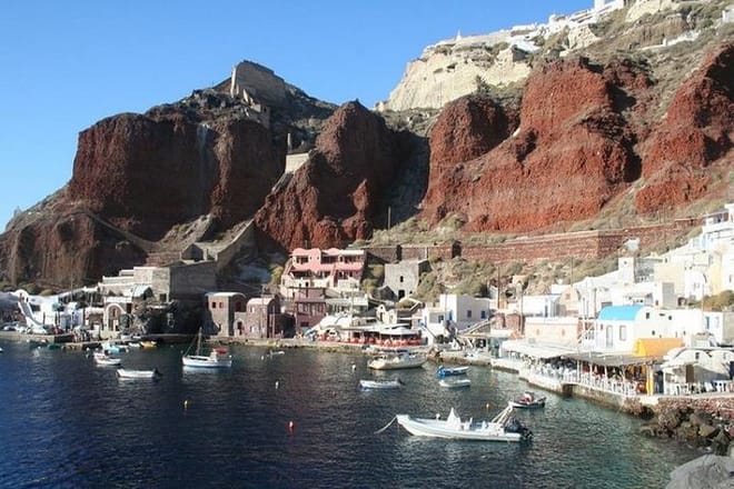 Santorini private tour free choice photo 2