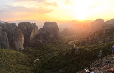 7 Days Private Tour: Meteora – Ioannina – Thessaloniki – Litochoro & Delphi