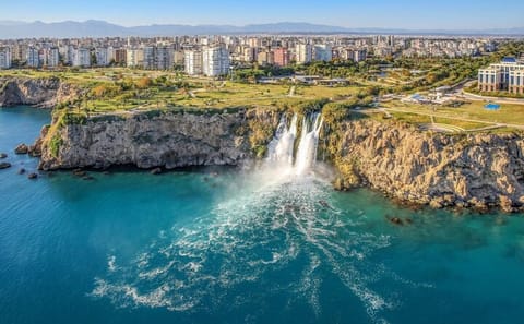 Antalya City Tour with Duden Waterfalls and Coastal Boat Trip
