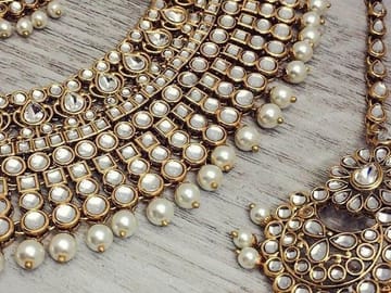 Indian Ethnic and Handmade Jewelry Half-Day Workshop Visit