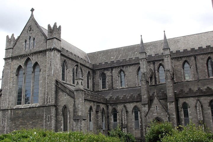 Dublin Private Walking Tour With A Professional Guide 2