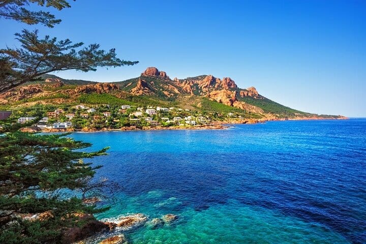 St. Tropez and Port Grimaud Sightseeing Tour from Cannes 4