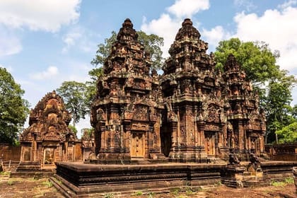 Angkor Wat, Ta Promh, Banteay Srei, Bayon temples Private Full Day Tour