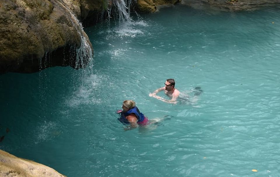 Blue Hole and Secret Falls Day Trip from Runaway Bay