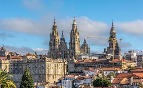 Private Guided Tour of Santiago de Compostela's Heritage Sites