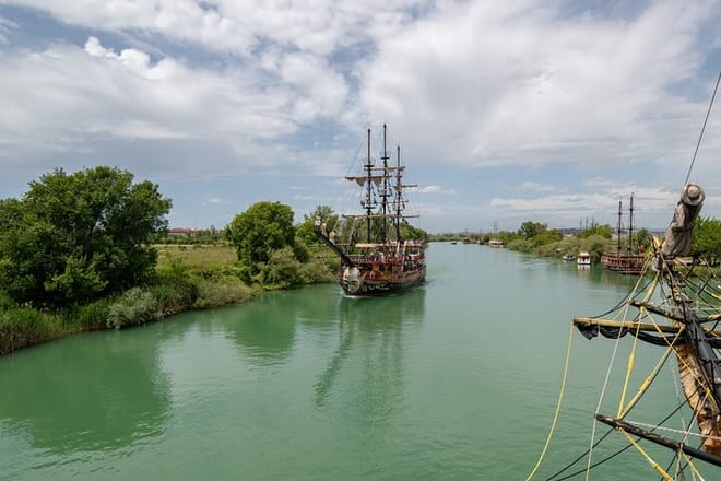 Alanya: Manavgat River Cruise with Grand Bazaar 8