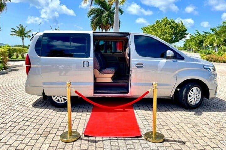St. Maarten V.I.P Airport pick up and taxi services 5