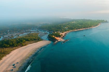 Trincomalee to Colombo Airport (CMB) Private Transport