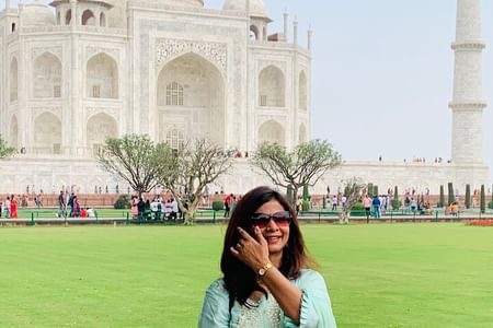 Mughal Marvels: Overnight To Taj Agra Fatehpur Sikri from Delhi