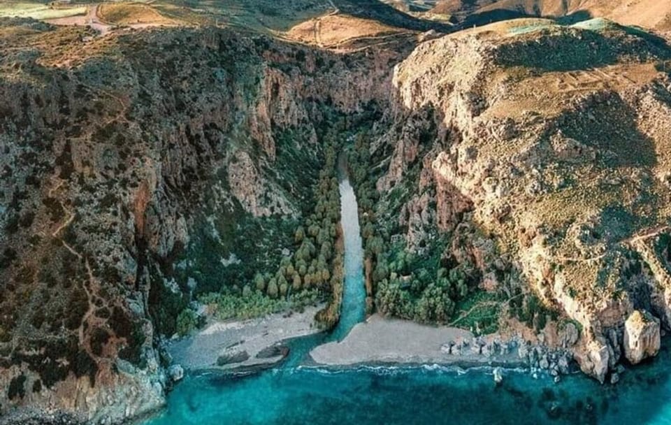 Private Tour of Rethymno Old Town and Kourtaliotiko Waterfalls