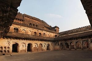 Excursion Trip to Unbeatable Kalinjar Fort