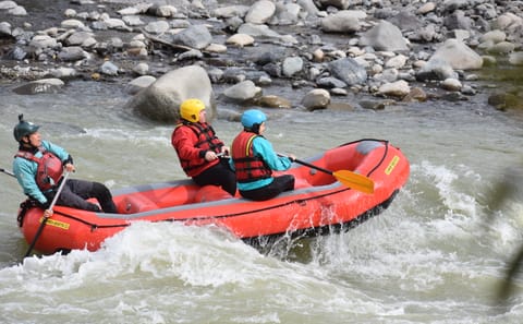 Private Full Day Rafting and Wine Tasting from Santiago
