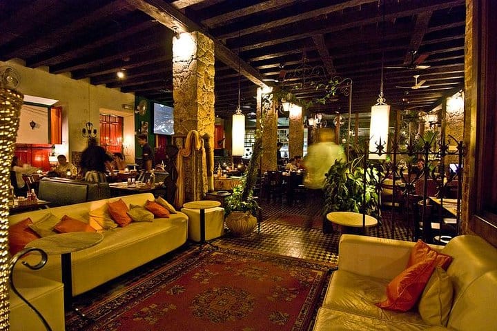 Traditional brazilian diner with live music and one caipirinha  9