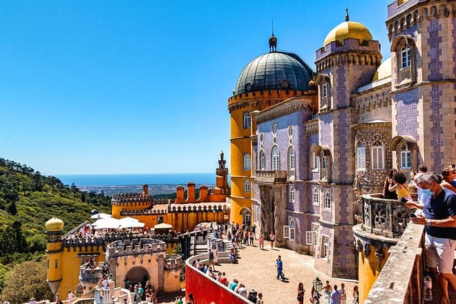 Sintra, Pena Palace, Quinta da Regaleira & Cascais Group Tour 6