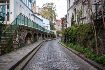 Walking Tour of Local Gastronomy in Montmartre, Paris