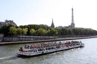 Two-hour Paris Tour including short walk and one hour Seine Cruise 7