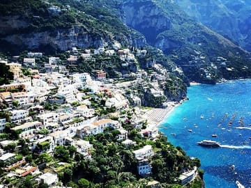 Guided Day Trip to Positano, Sorrento, and Pompeii from Naples